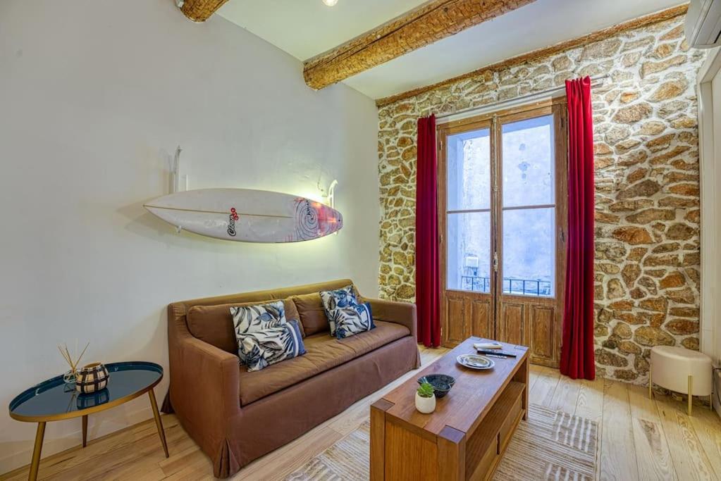 New - 1 Bed Apt Central Антиб Экстерьер фото